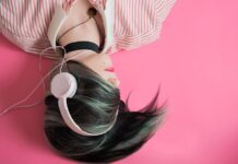 Dlaczego bolą uszy od słuchawek dousznych?