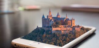 Co jest lepsze smartfon czy telefon?