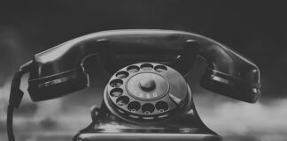 Czy telefon można nosić w kieszeni?