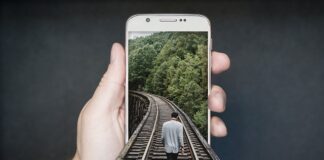 Jaki smartfon dla starszej osoby?