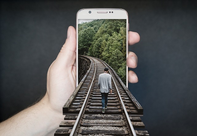 Jaki smartfon dla starszej osoby?
